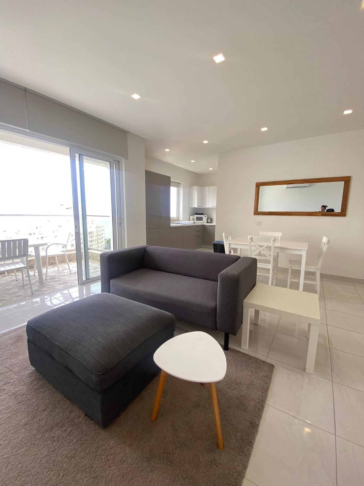 Spectacular Distant Seaview Apt Sliema Exterior foto