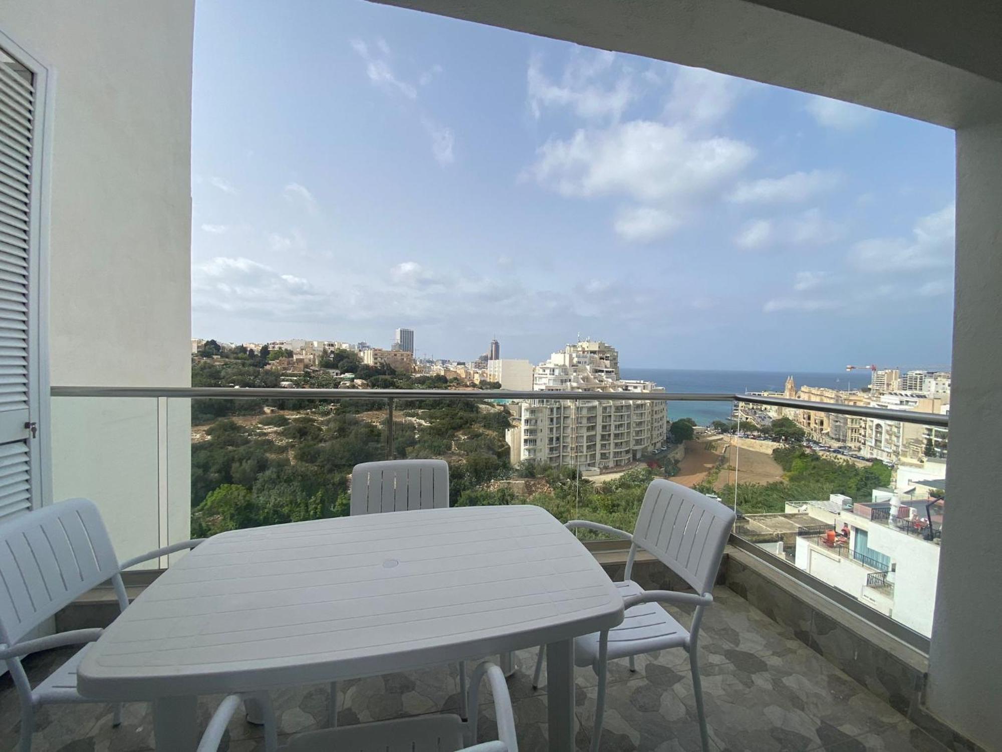 Spectacular Distant Seaview Apt Sliema Exterior foto